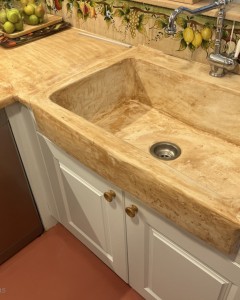 Handmade-Travertine-Kitchen-Sinks