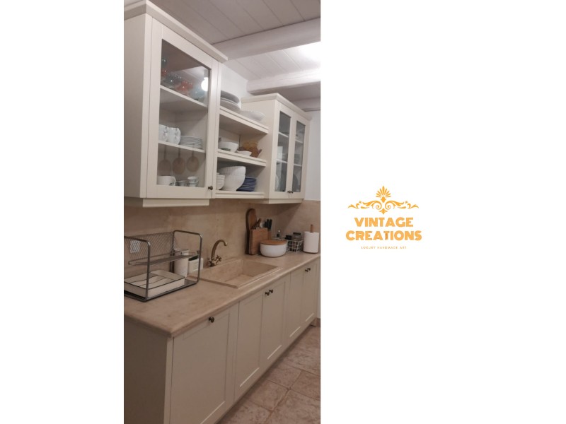 Κουζίνες Μπάνια από Φυσικό Τραβερτίνο