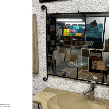 Προσφορά Μεταλλικός Κρεμαστός Τετράγωνος Καθρέπτης 80,00€ Προσφορά Μεταλλικός Κρεμαστός Τετράγωνος Καθρέπτης 80,00€