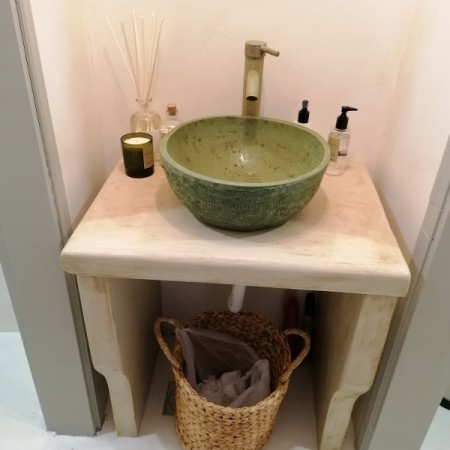 Handmade Έπιπλο Μπάνιου Μασίφ Πέτρα Τραβερτίνο Νέδα