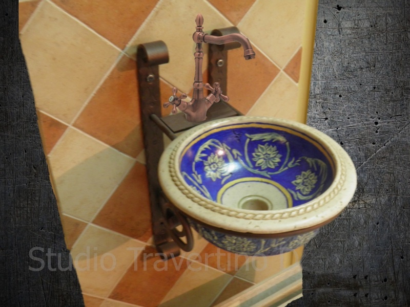 Χειροποίητοι νιπτήρες wc με μεταλλικές βάσεις τοίχου Πύργος. Χειροποίητοι νιπτήρες wc με μεταλλικές βάσεις τοίχου Πύργος.